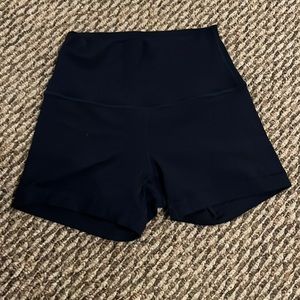 True navy align shorts